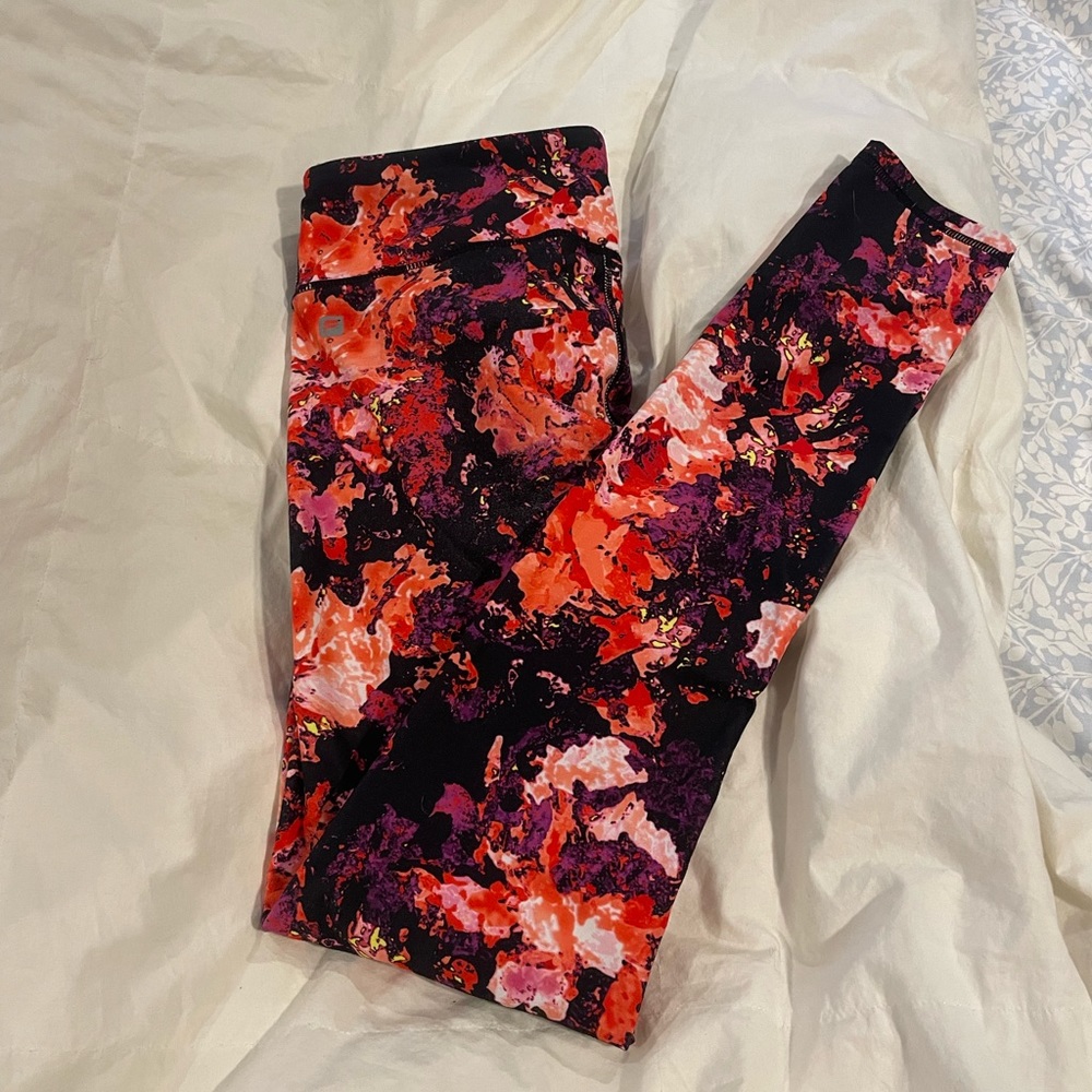 Fabletic yoga pants. Barely worn.